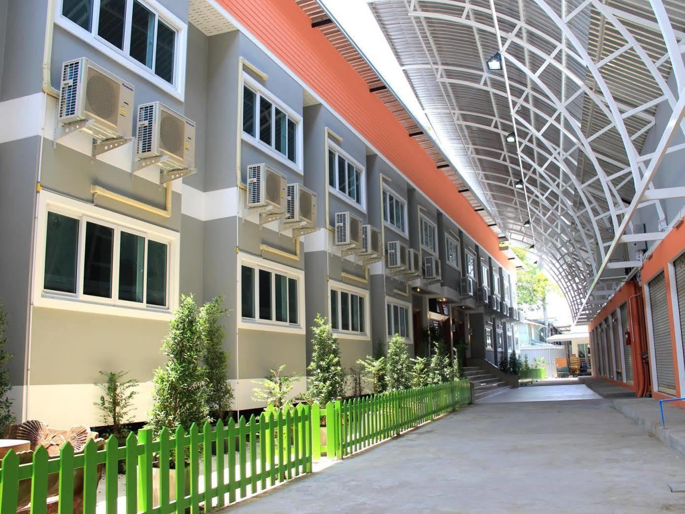 Panmanee Hotel-newly Renovated 2* Phi Phi Don