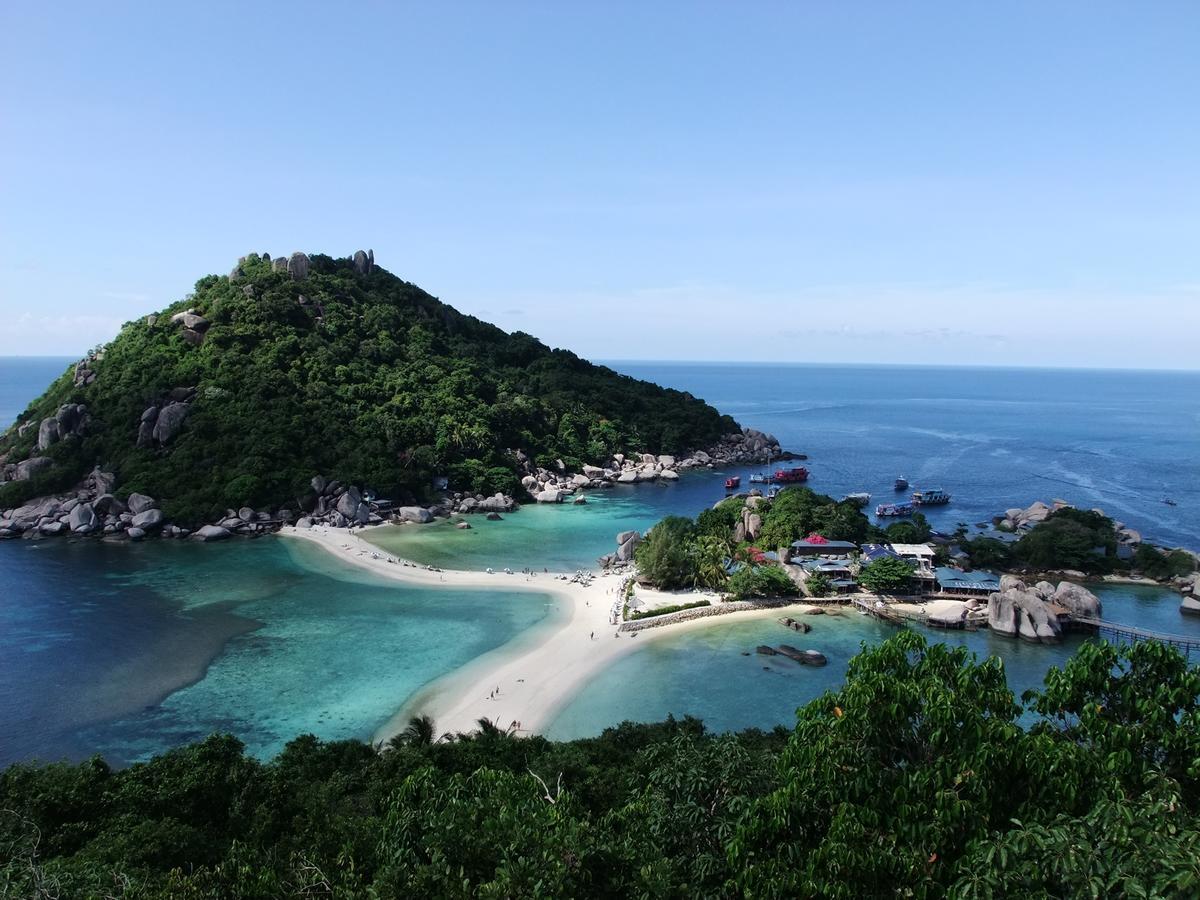 Resort Sairee View