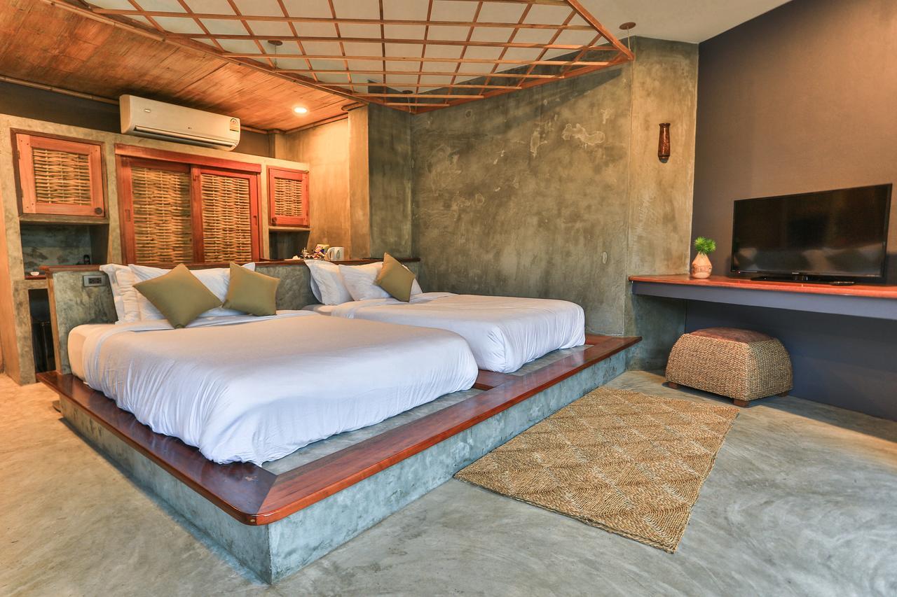 Sai Daeng Koh Tao