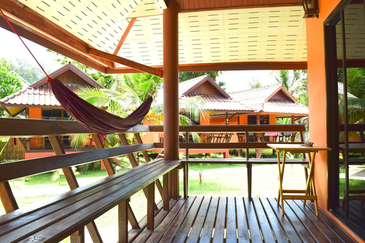 Lanta Pearl Resort 3*
