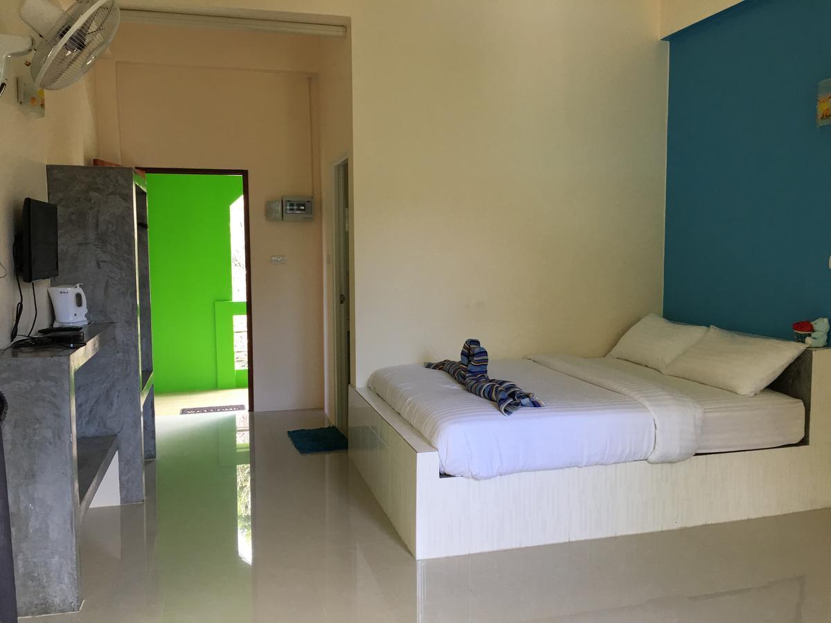 Budchui Hostel *