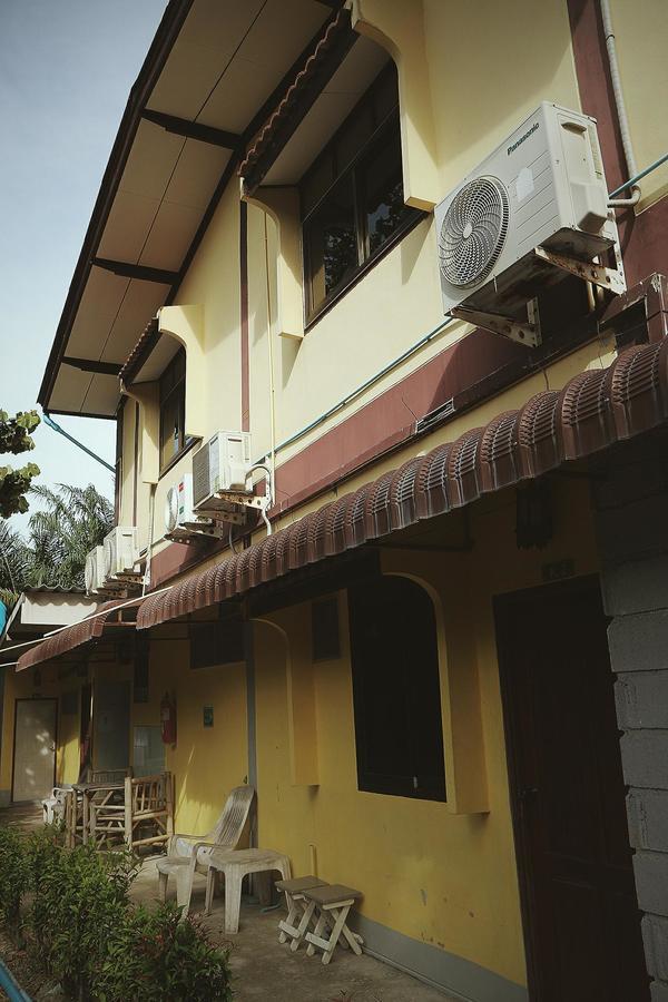 Marina Hut Guest house 2*