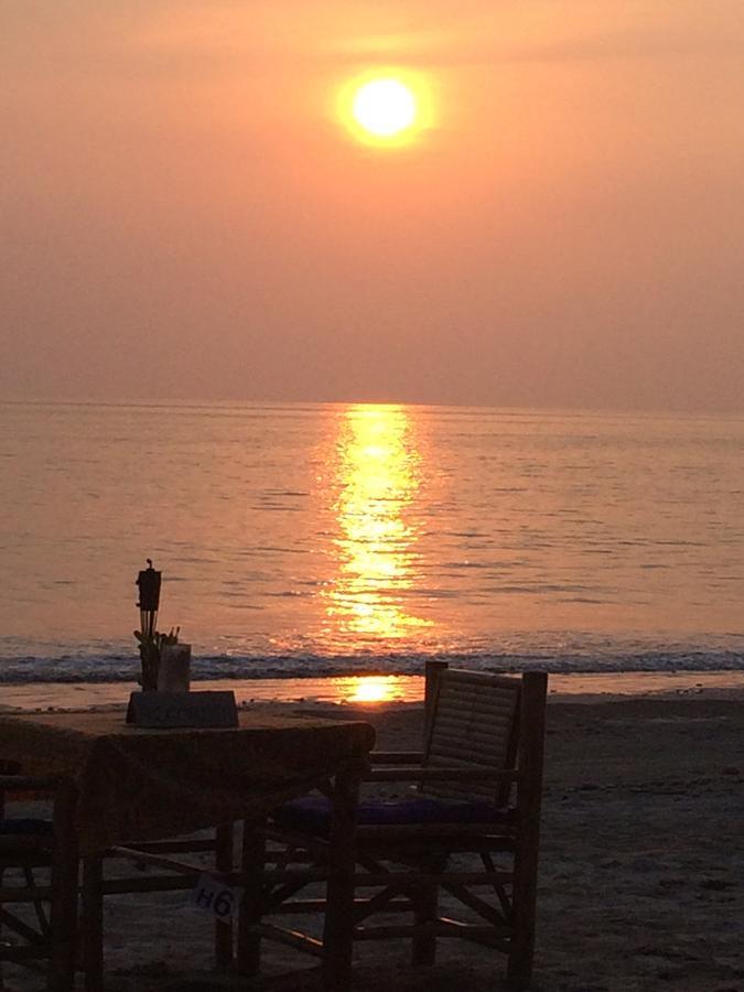 At Bangsak Resort 3*