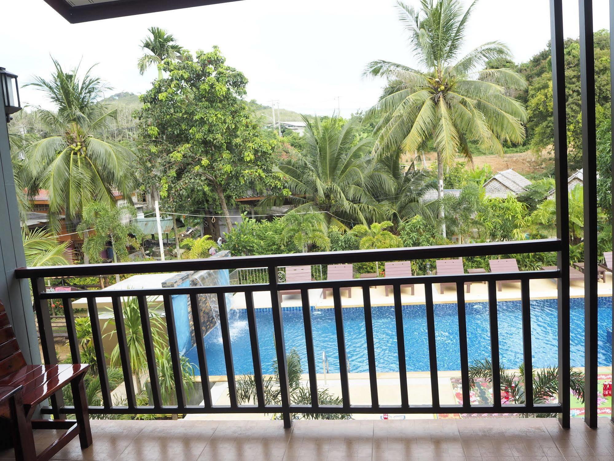 Hatzanda Lanta - Sha Extra Koh Lanta