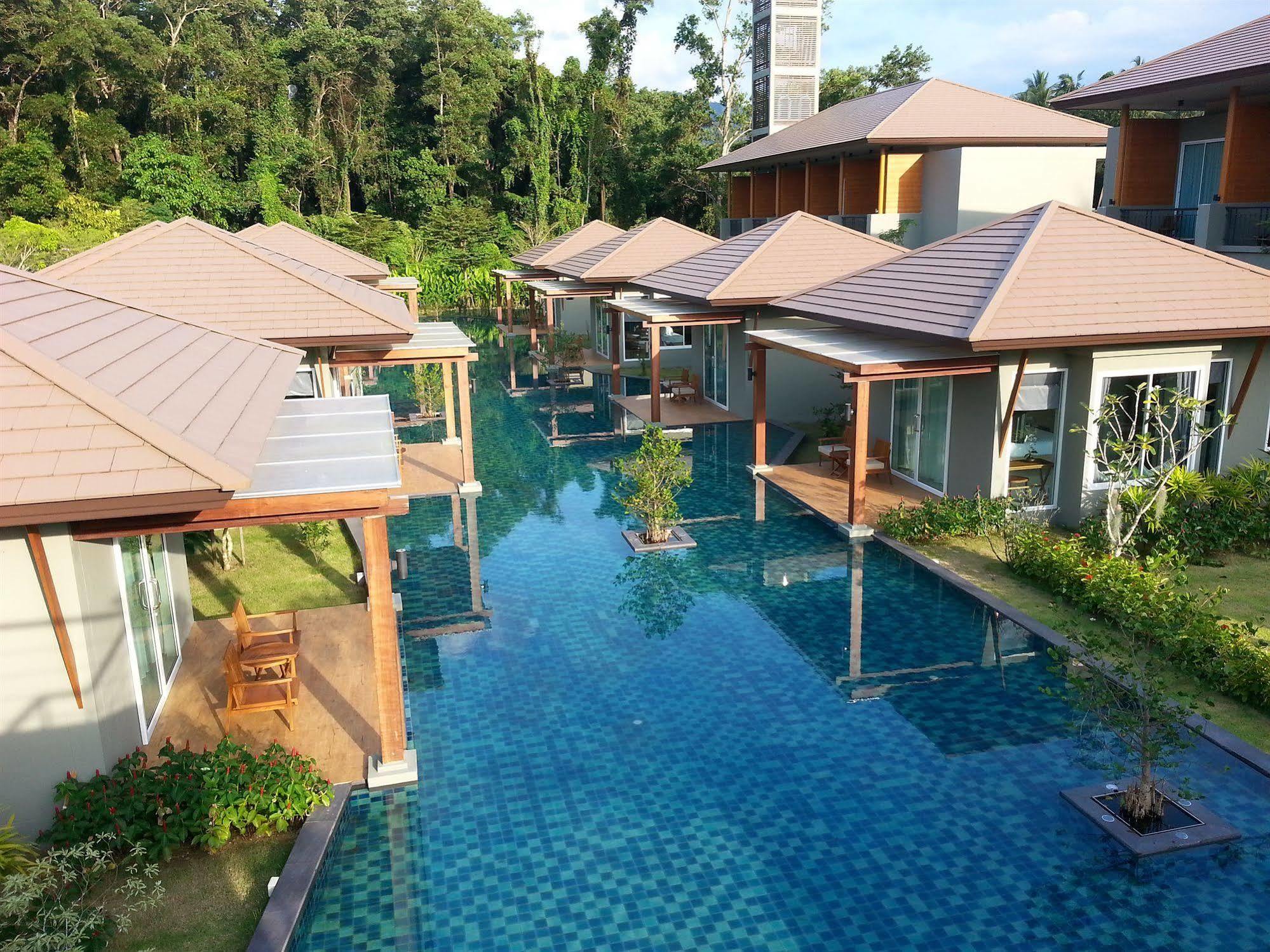 Khaolak Forest