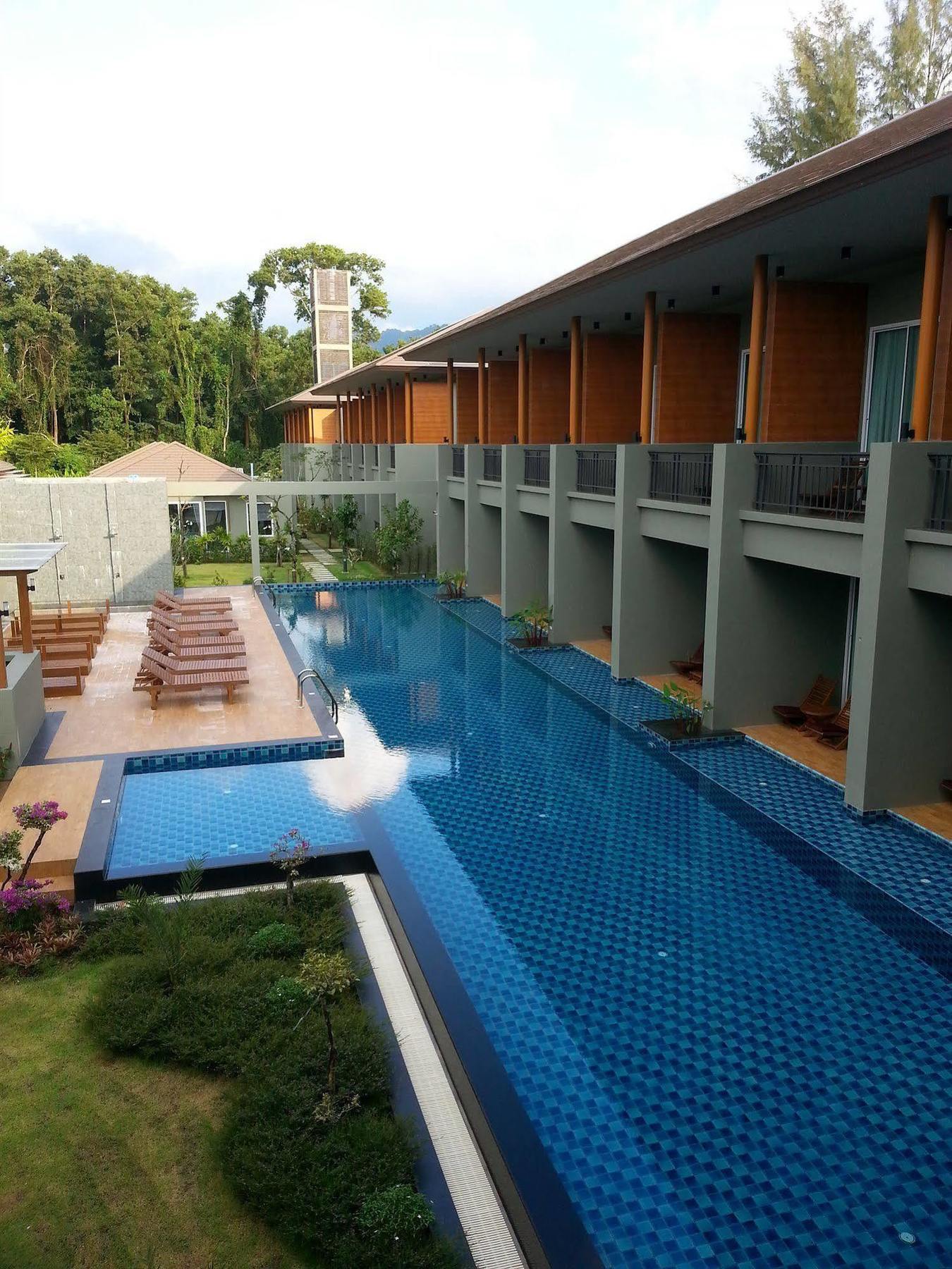 Khaolak Forest Resort 3*