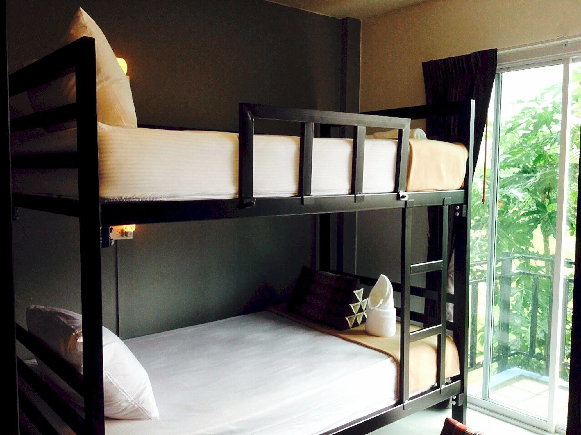 Oh I Sea Hostel *