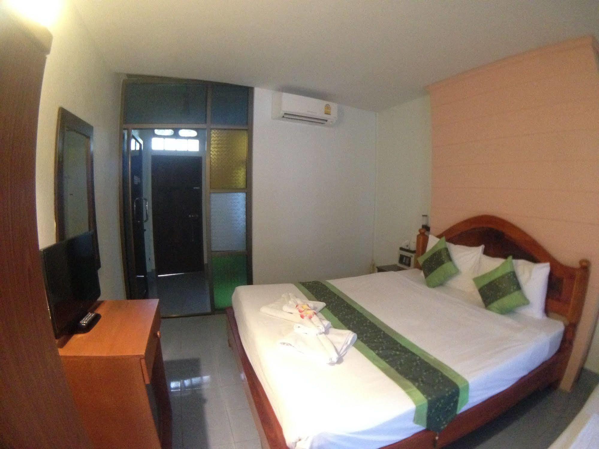 Srichada Khaolak - Sha Extra Guest house