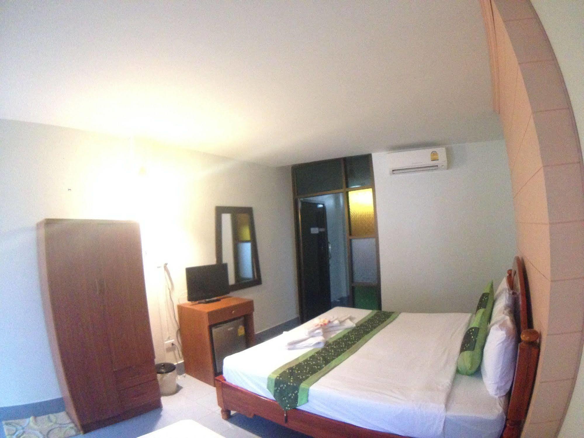 Guest house Srichada Khaolak - Sha Extra 3*