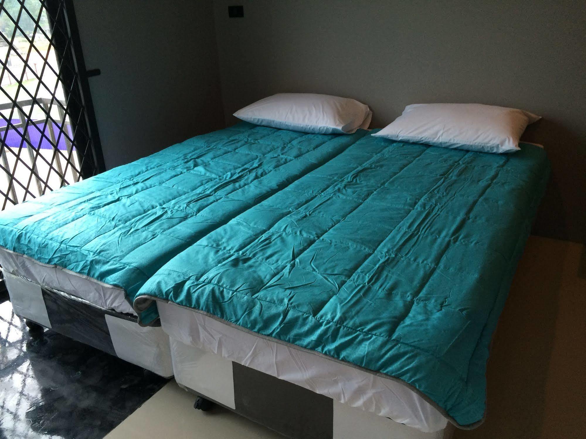 Hubb Phuket Airport Hostel *