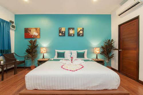 Hotel Aukotan Place 3*