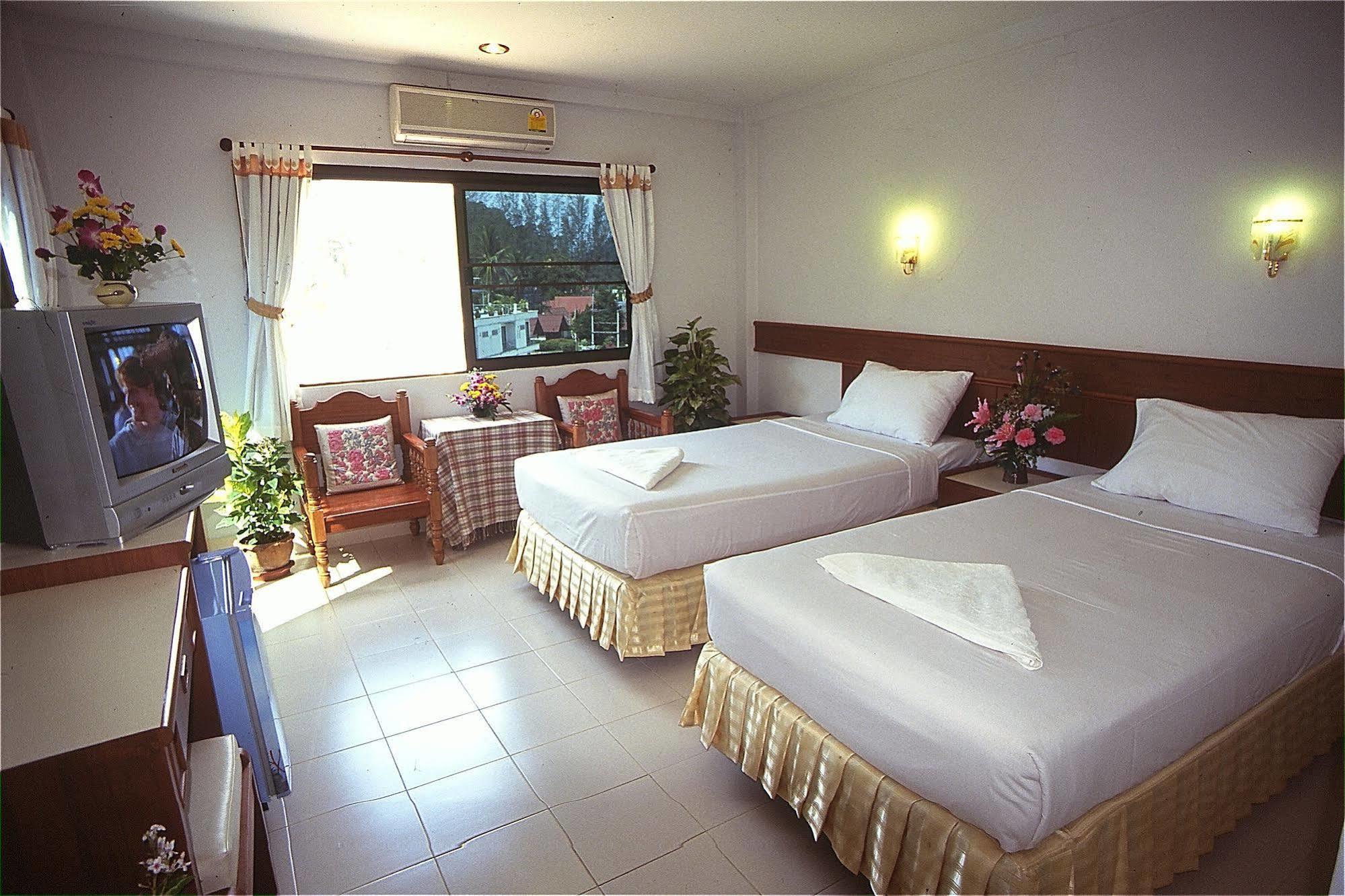 J 2* Ao Nang