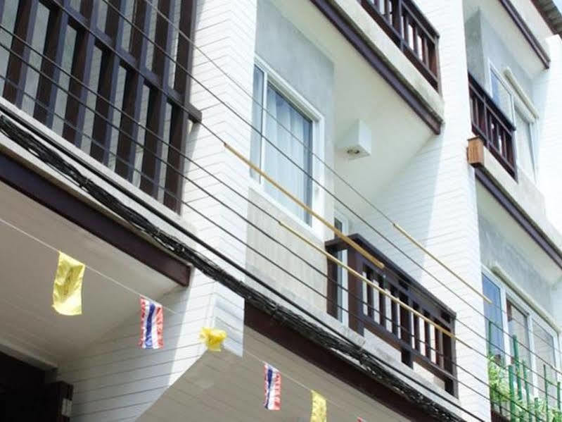 Guest house Ban'S Avenue Guesthouse 3*