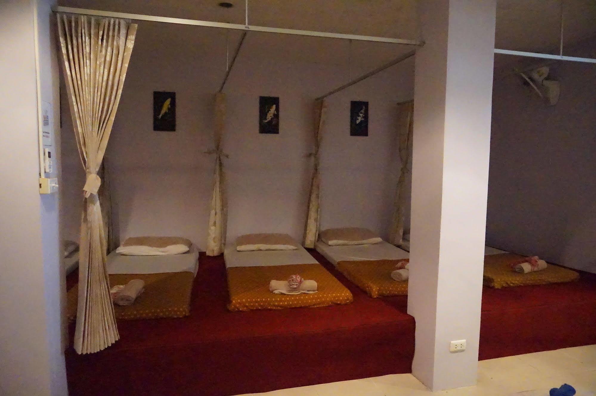 Number 1 & Restaurant 2*