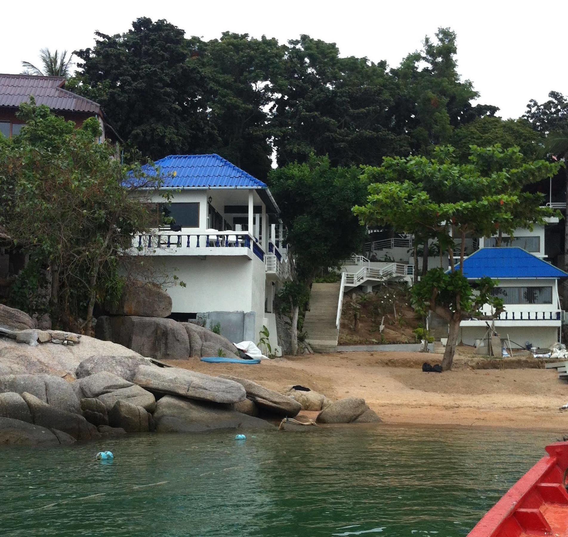 Simple Life Talay & Divers
