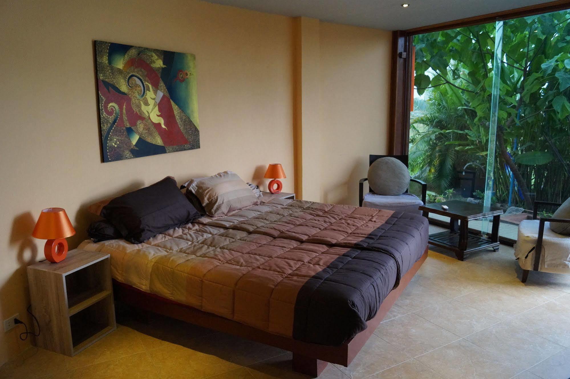 Relax Eco Life Center - Guest house
