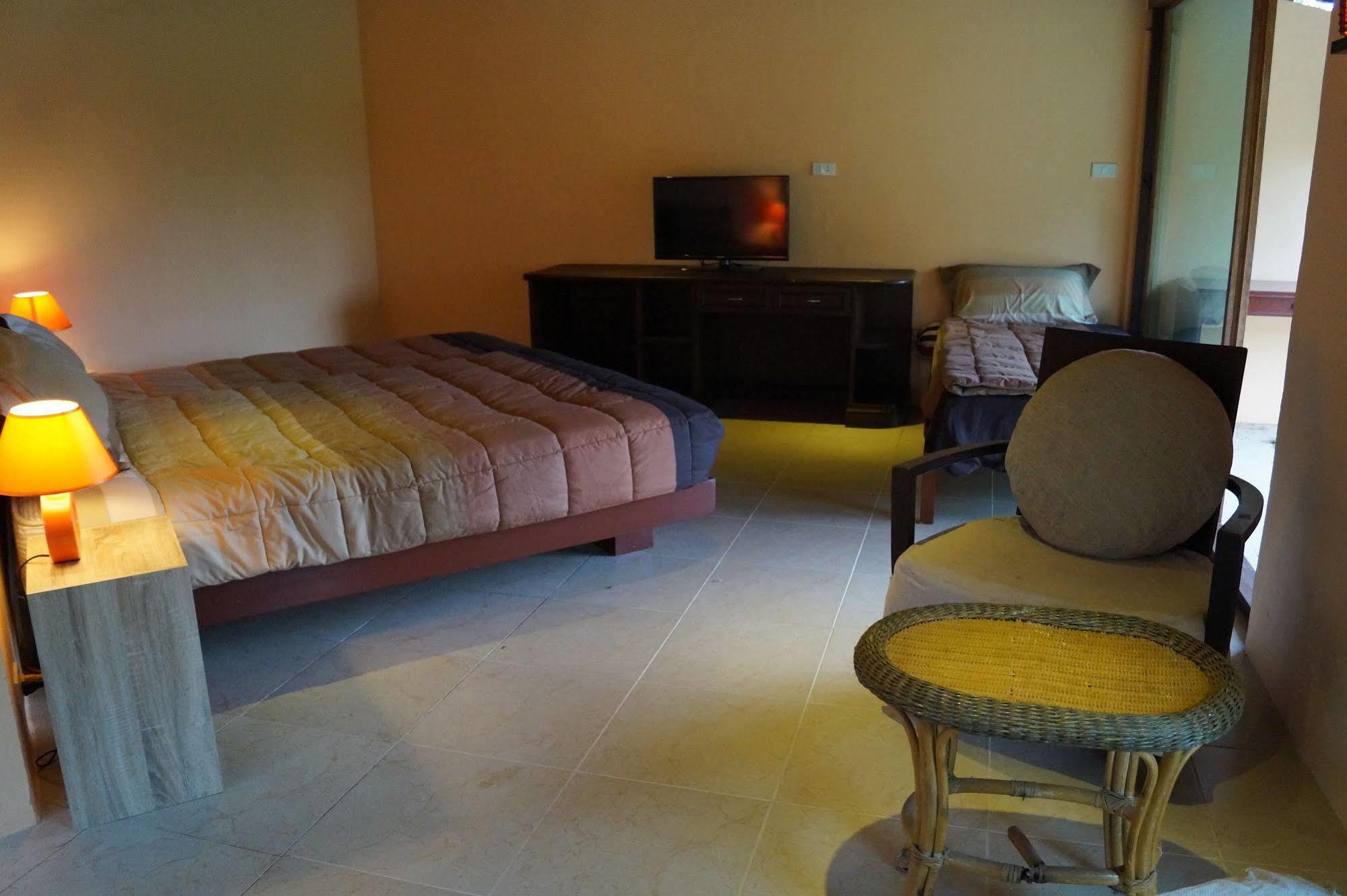 Relax Eco Life Center -