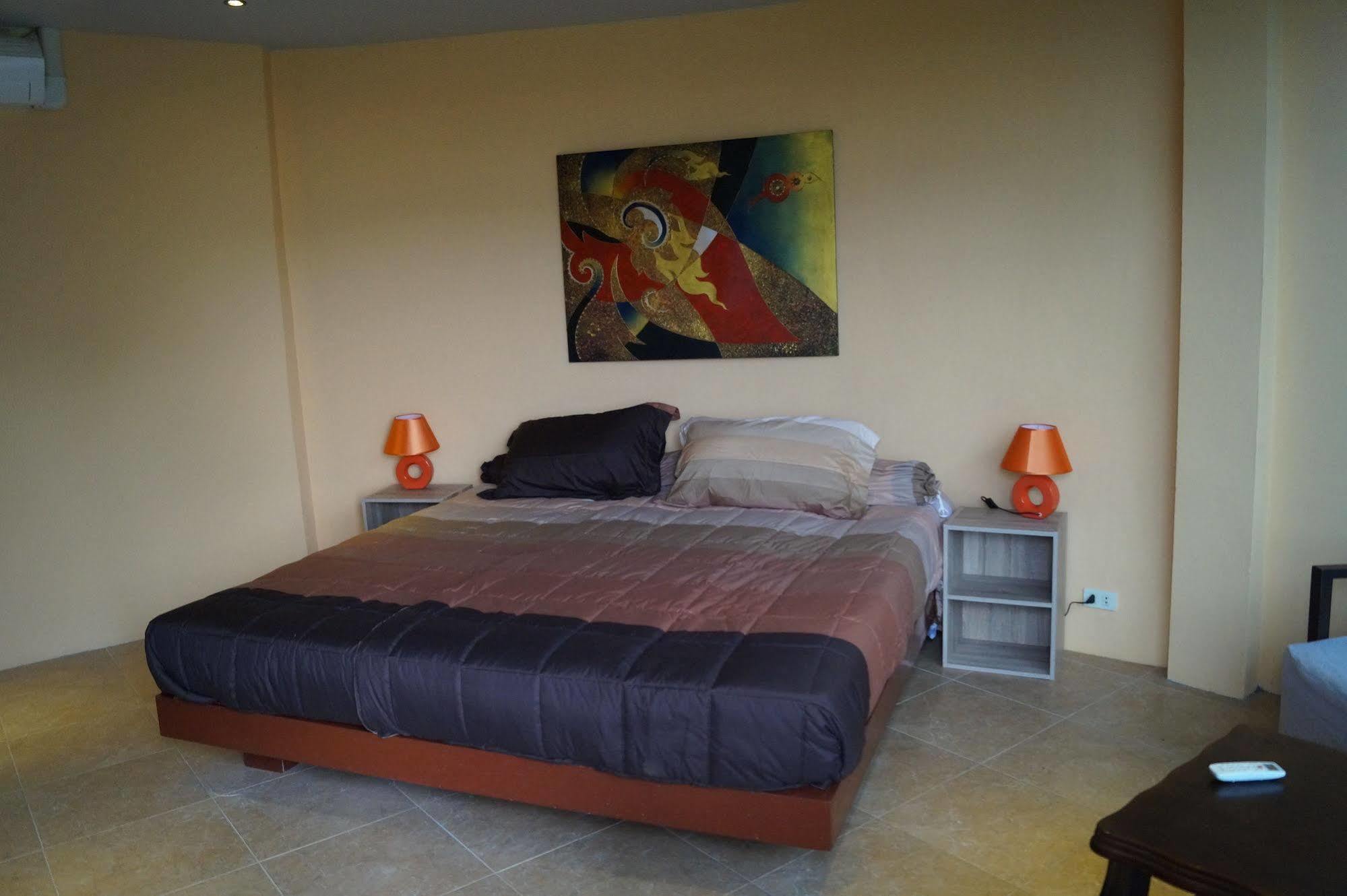 Relax Eco Life Center - Guest house 2*
