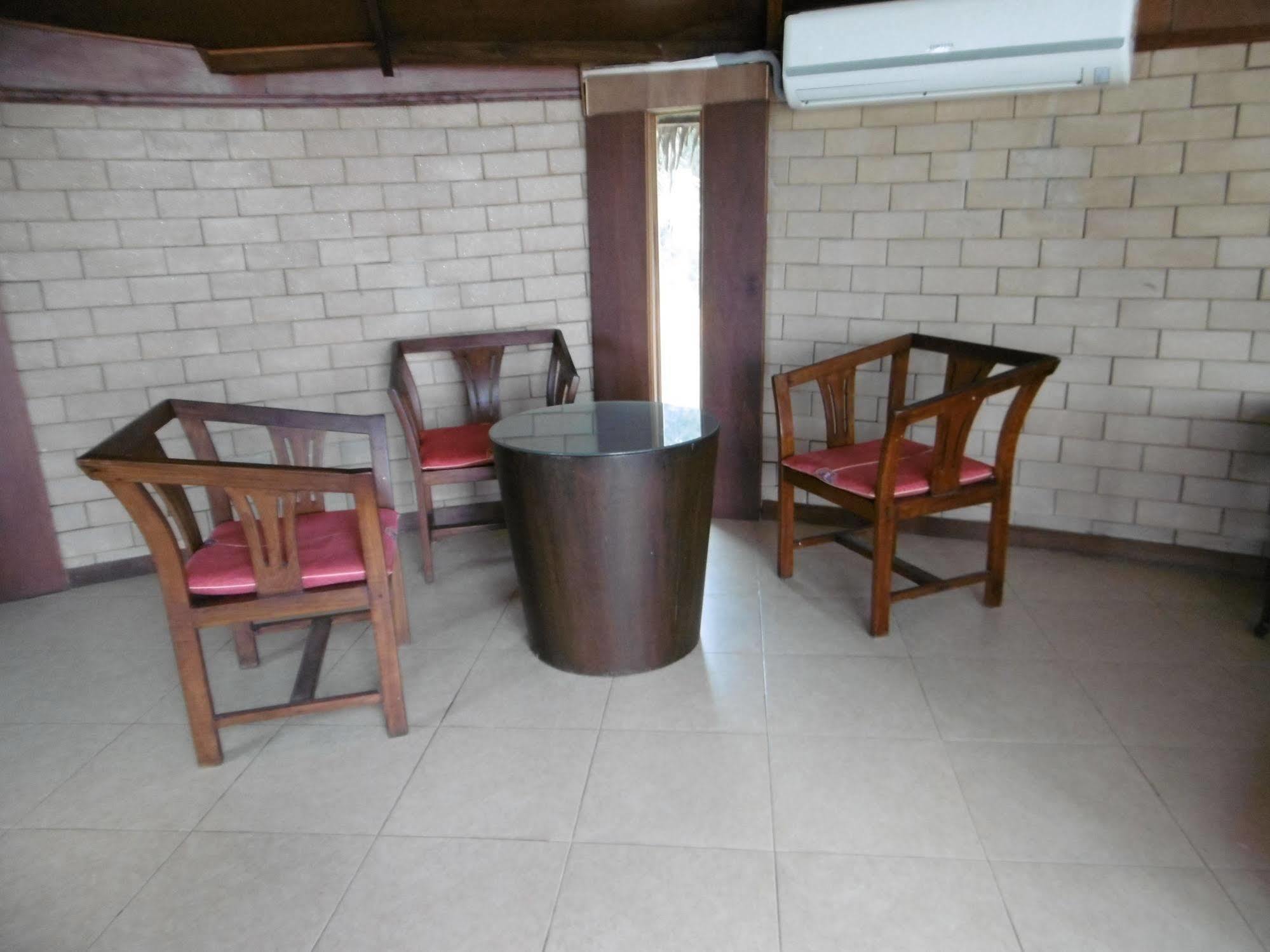 Relax Eco Life Center - Guest house 2*