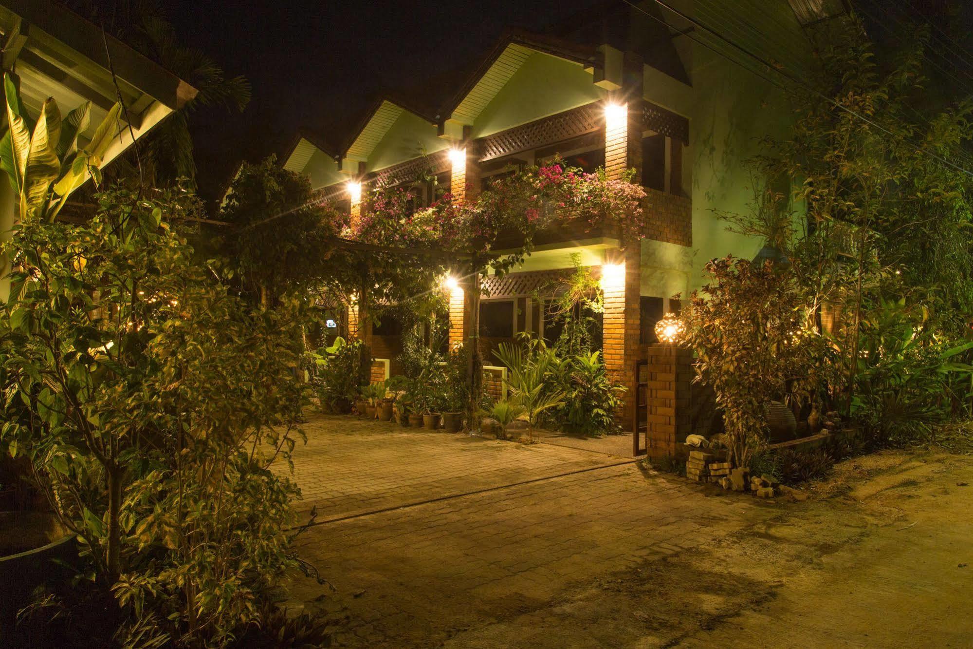 Ladda Resort
