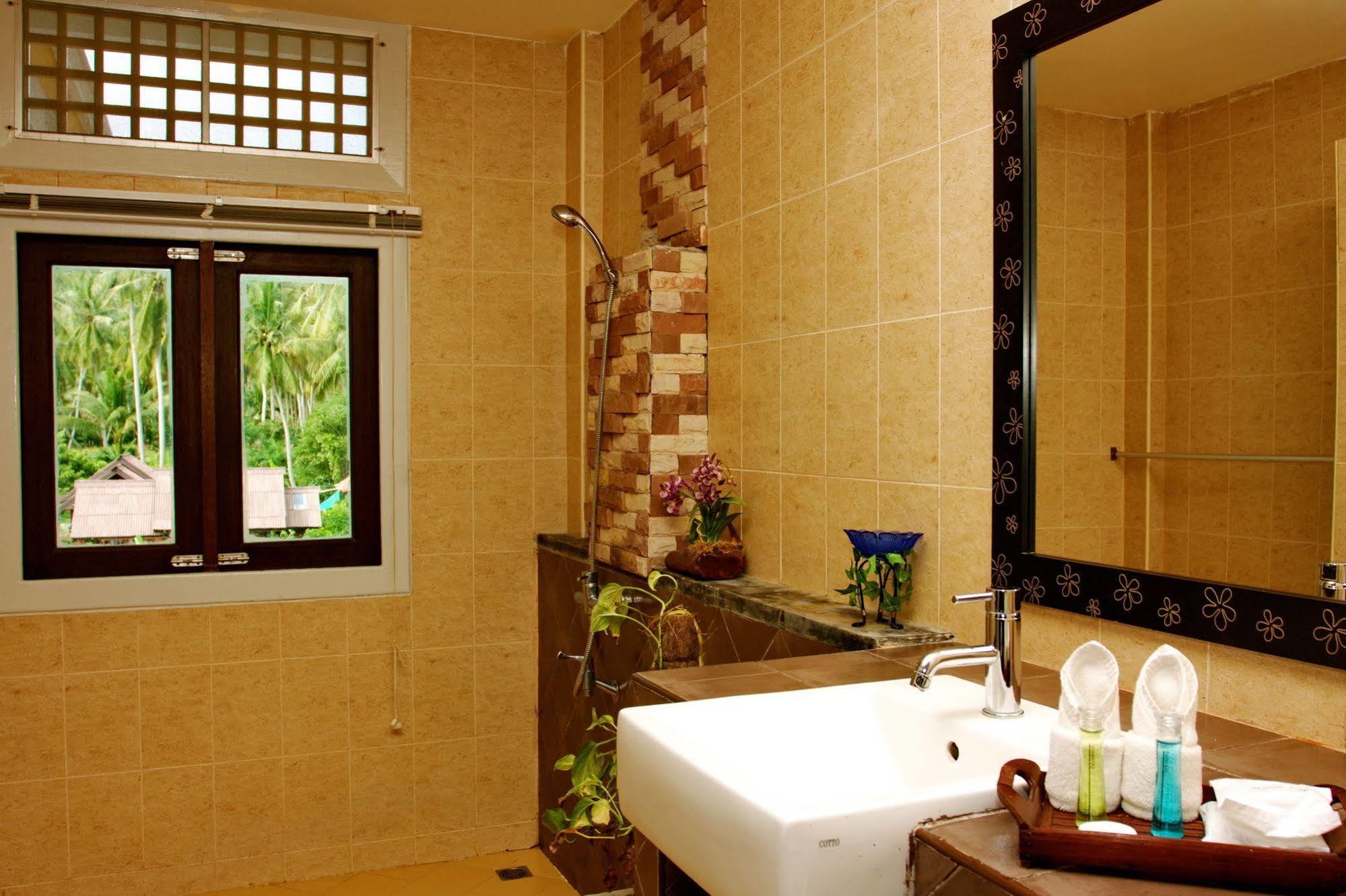 Simple Life Resort Koh Tao
