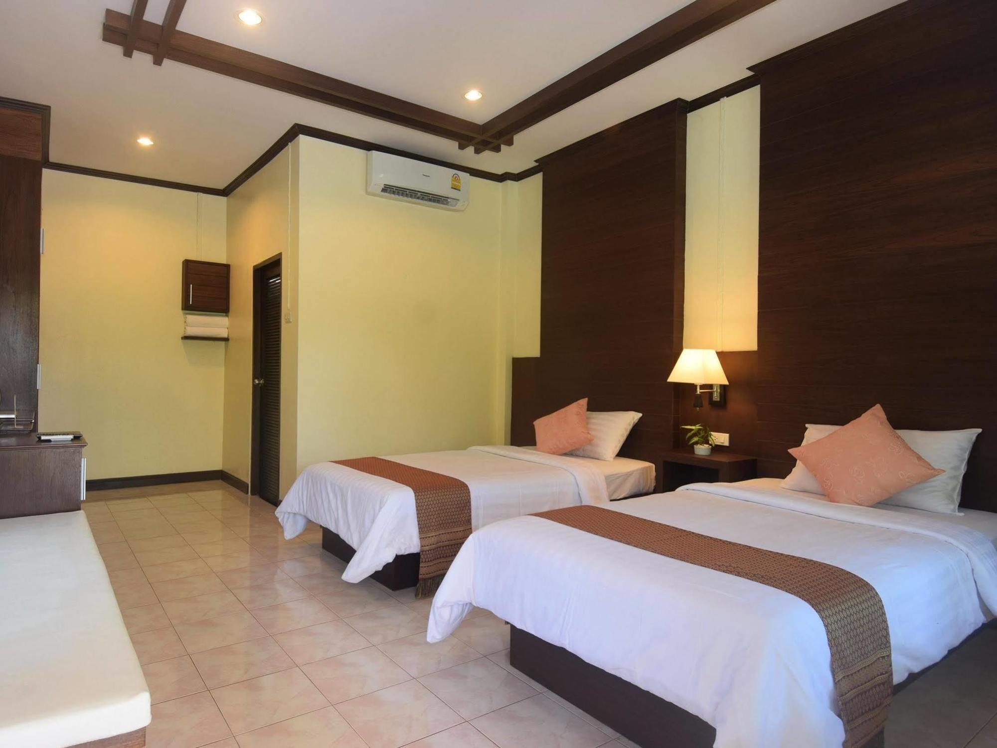 Clean Koh Lanta