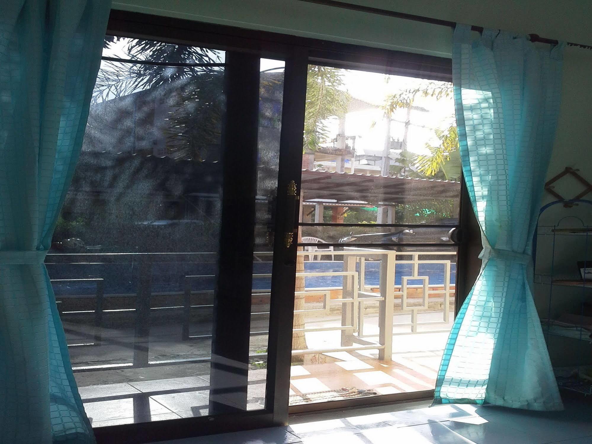 Oyo 609 Lanta Dream House Hotel 2*