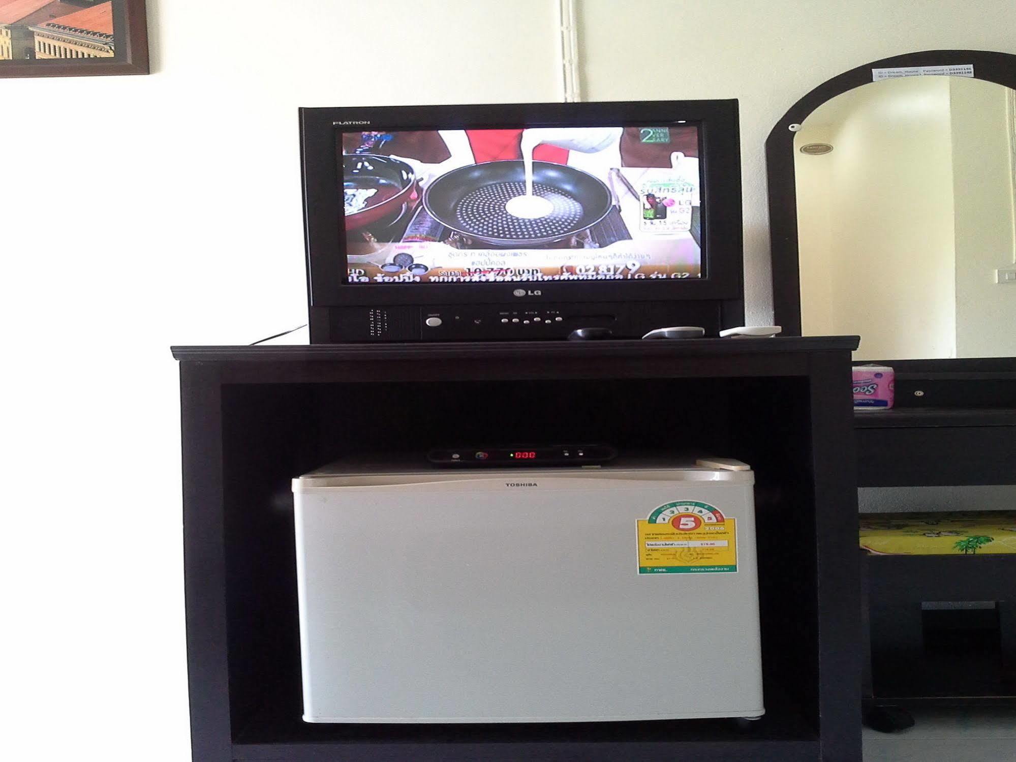 Hotel Oyo 609 Lanta Dream House 2*