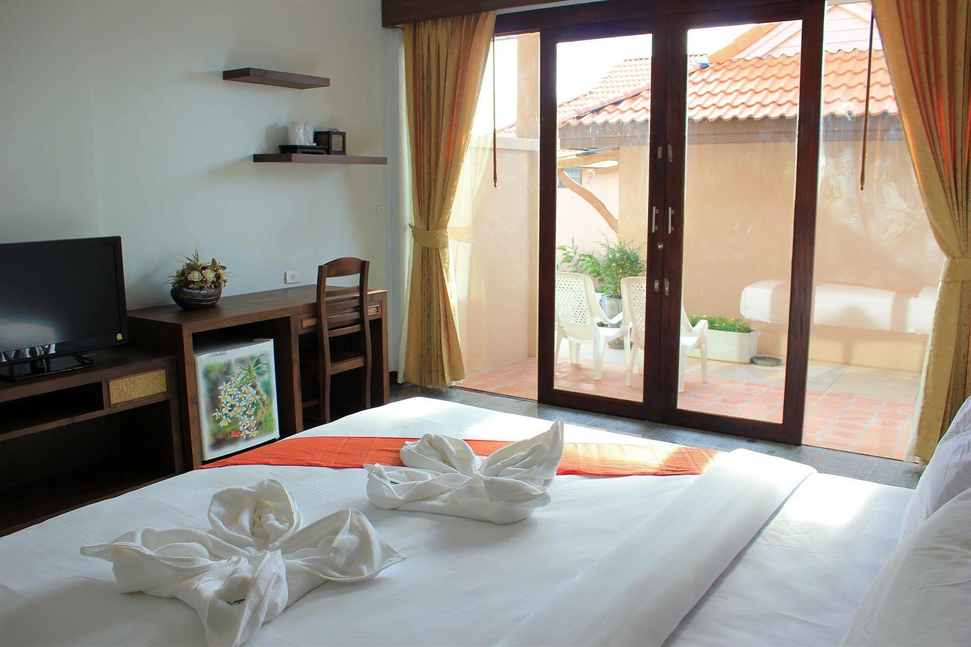 Peace Paradise 3* Koh Lanta