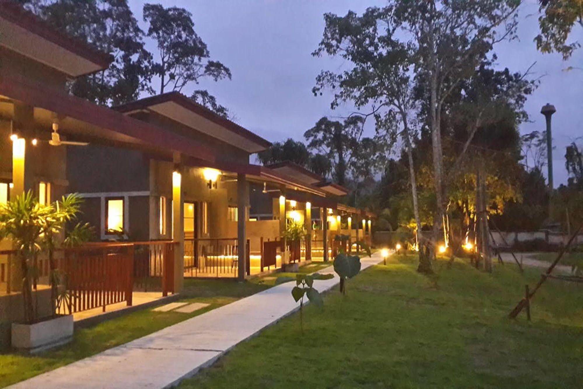 Resort Khaolak Yama - Sha