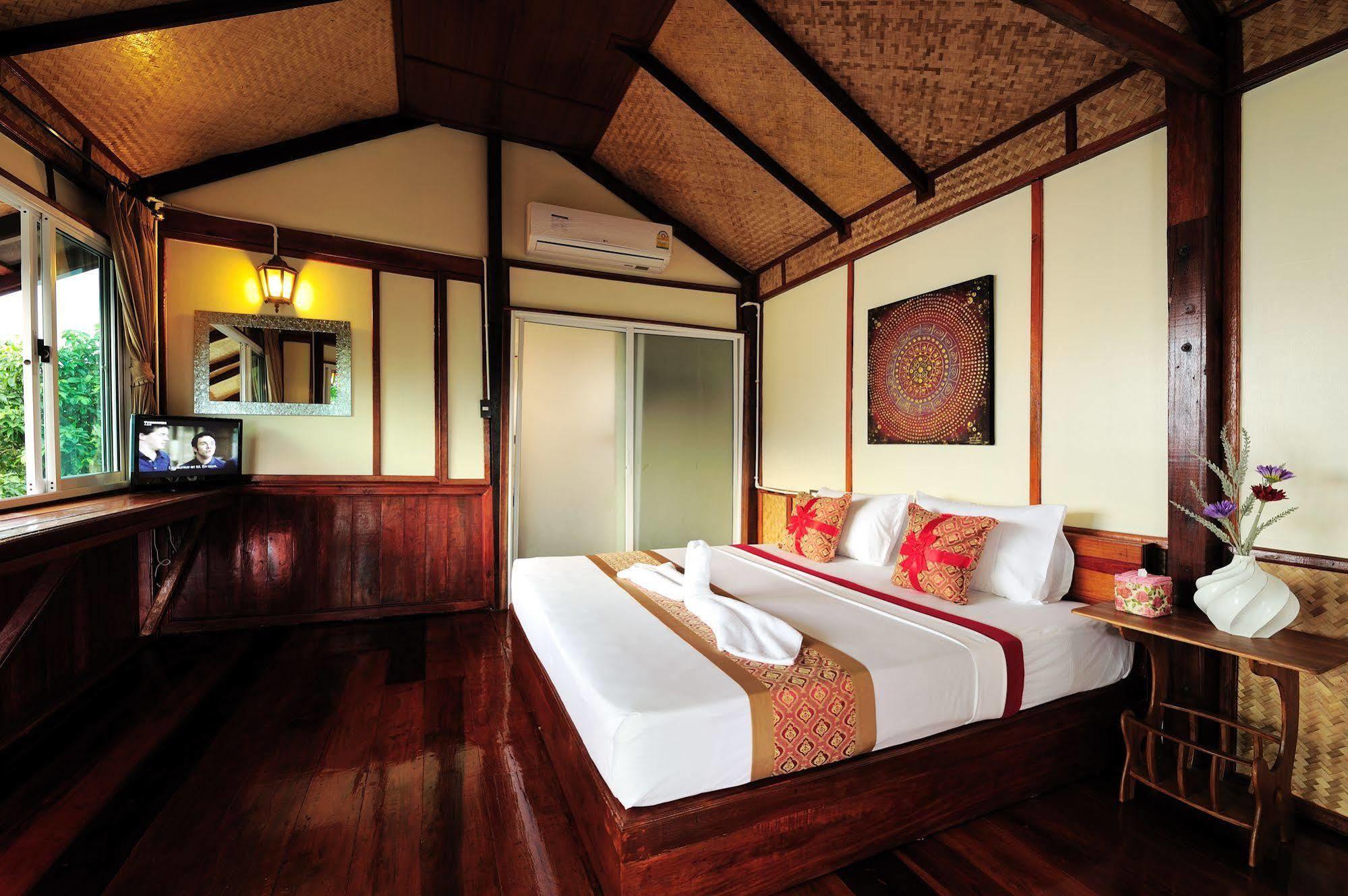 Resort Phuphaya Seaview - Adult Only Phi Phi Don