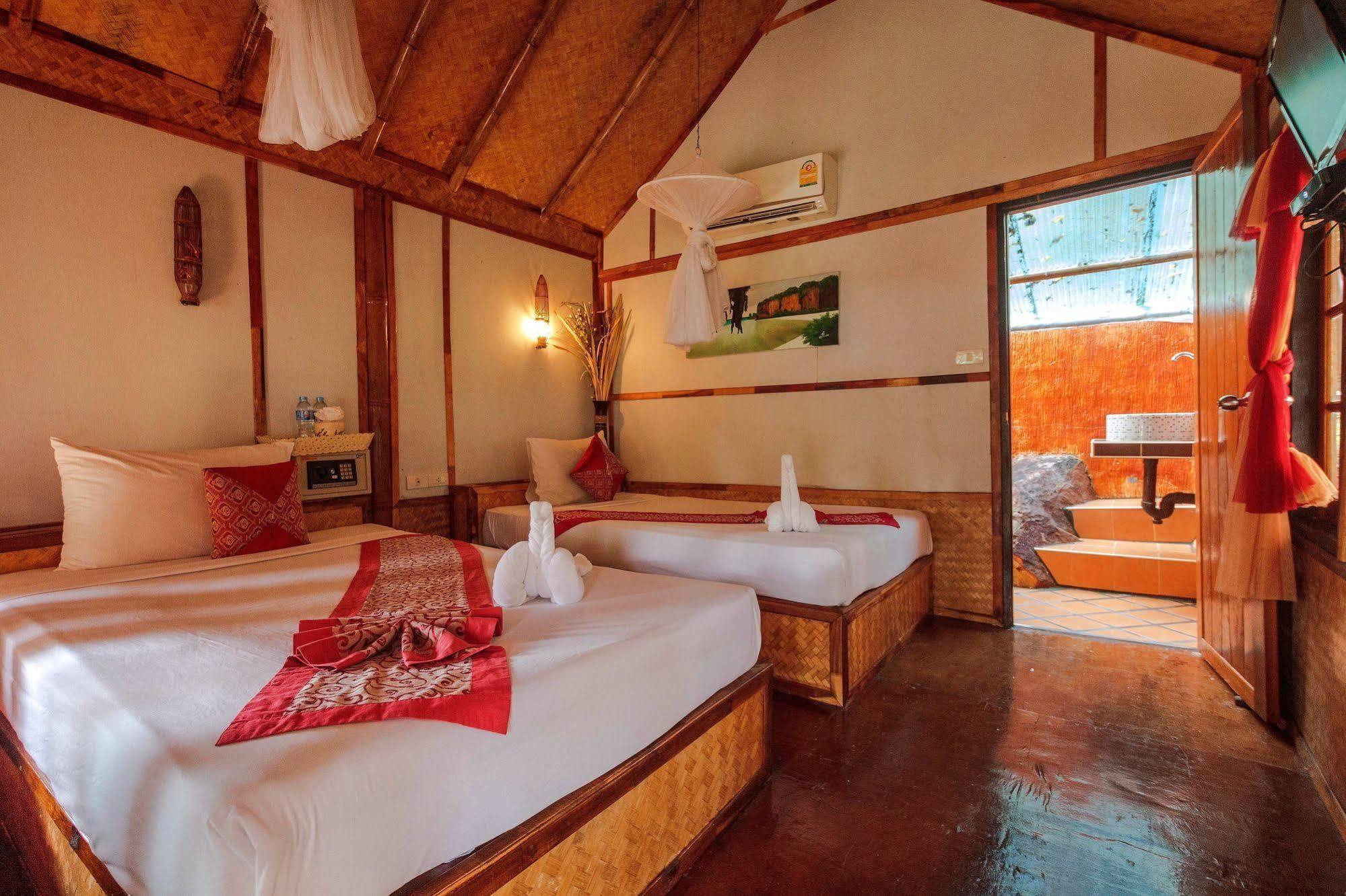 Resort Phuphaya Seaview - Adult Only Phi Phi Don