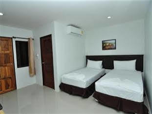 Sabai House Hotel 3*