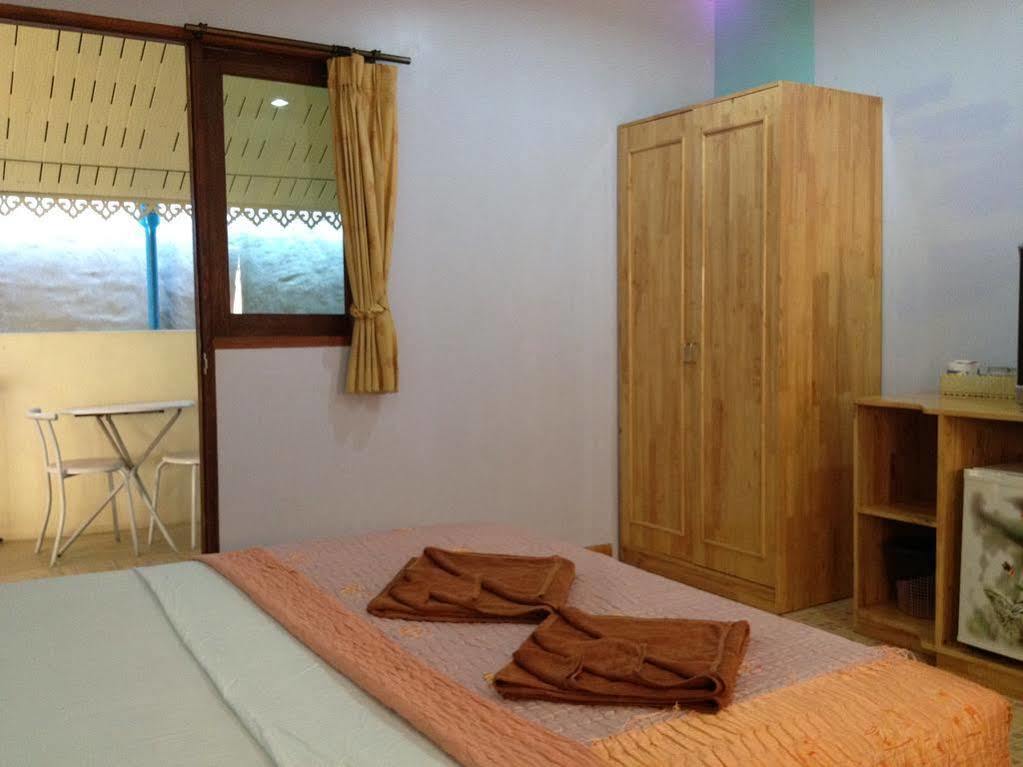 Khun Ying House Koh Tao