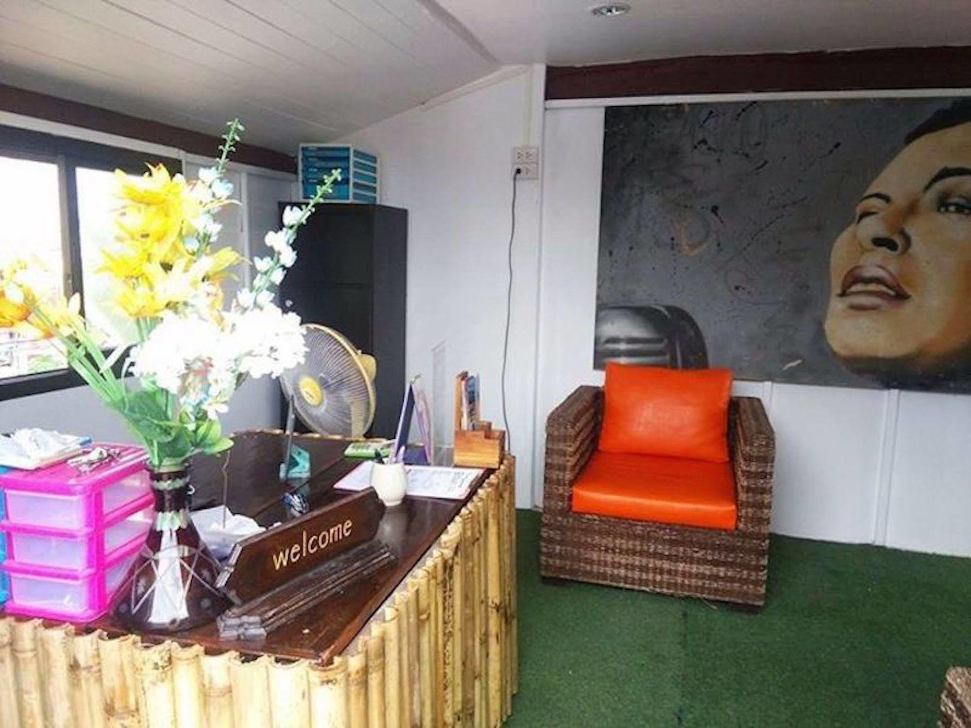 Hostel Moov Garden Koh Tao