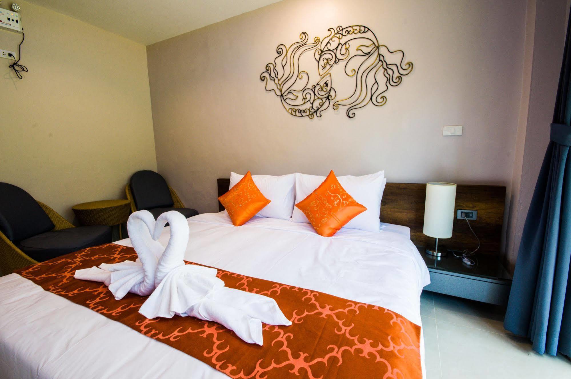 Resort Chomphu 3*