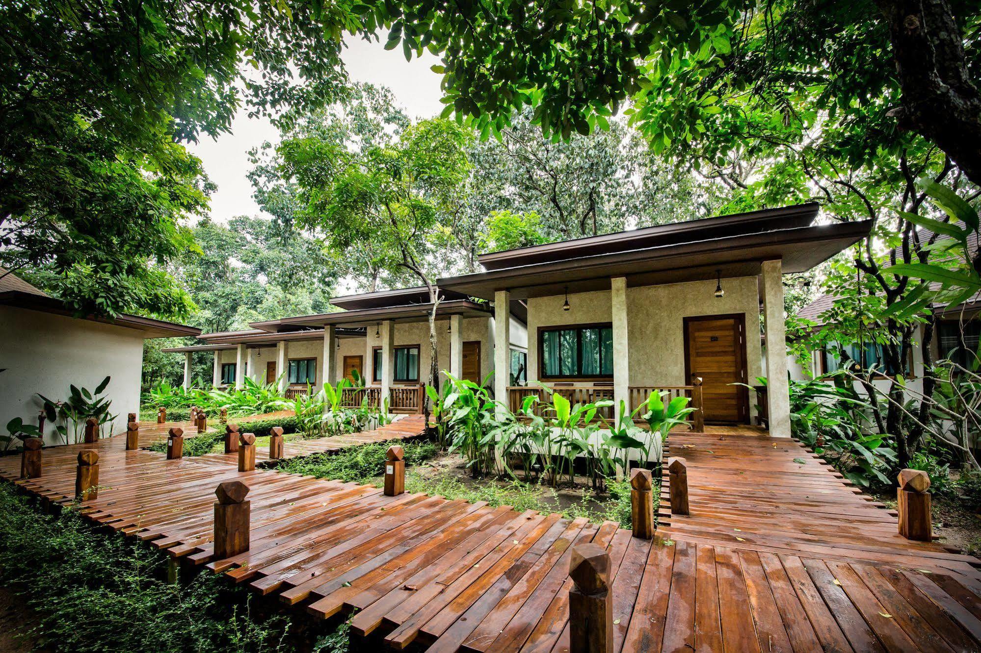 Naiyang Park - Sha Extra