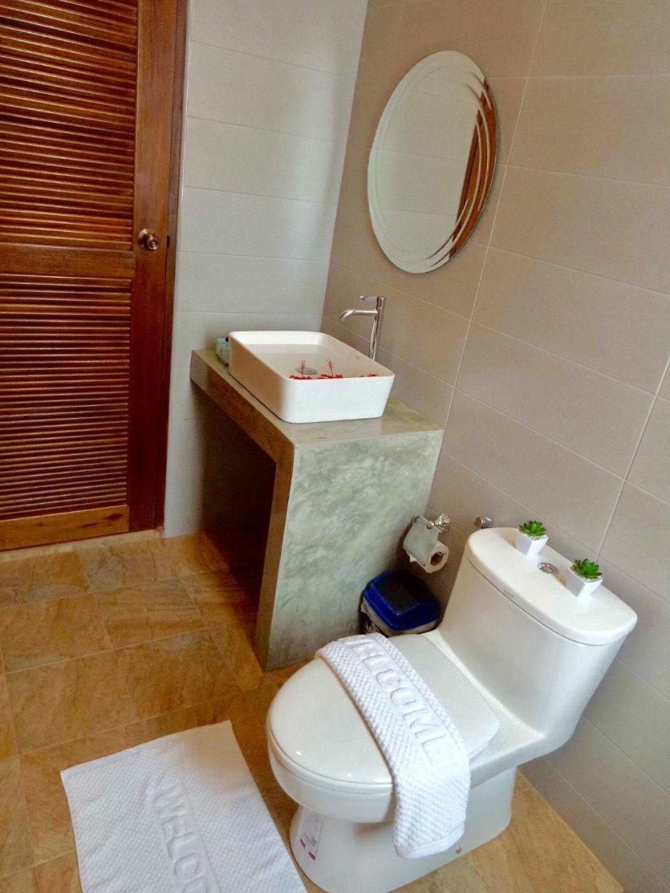 Hotel Lanta White's House Koh Lanta