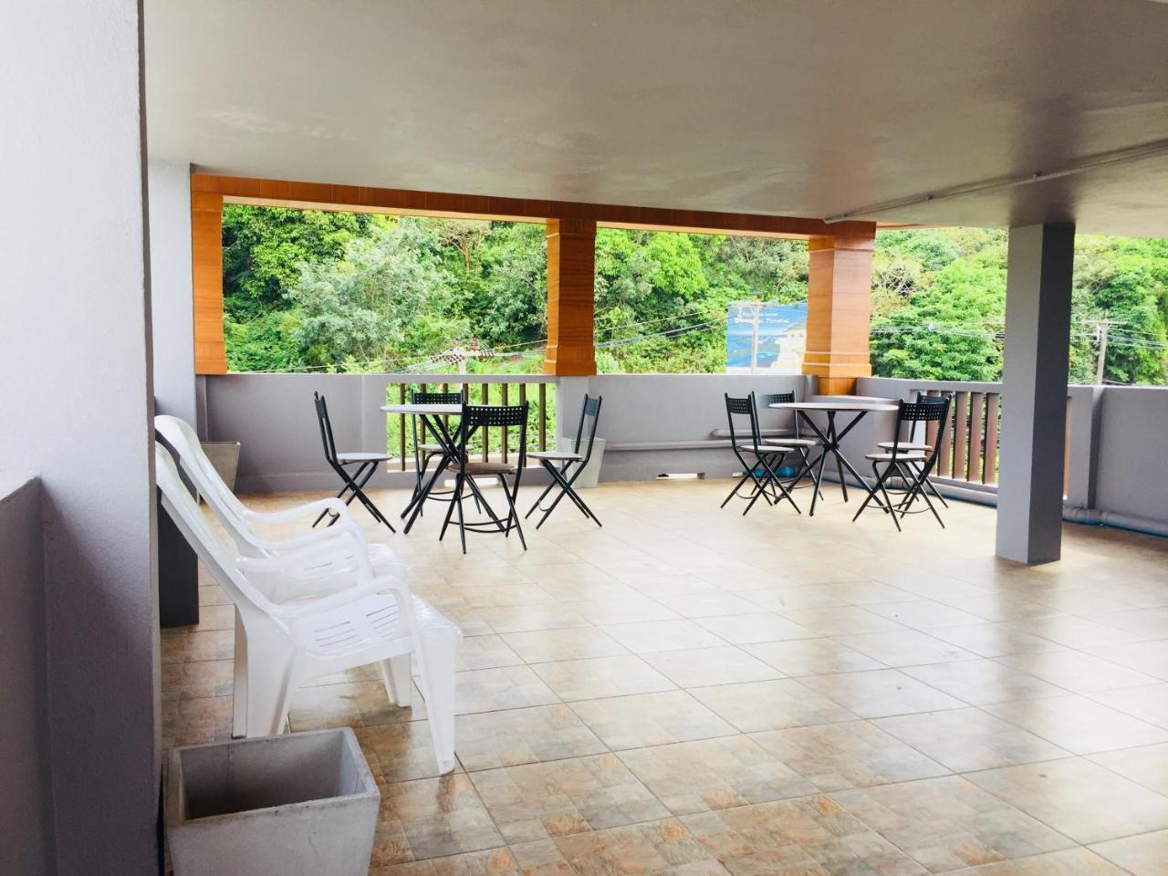Hotel Lanta White's House Koh Lanta