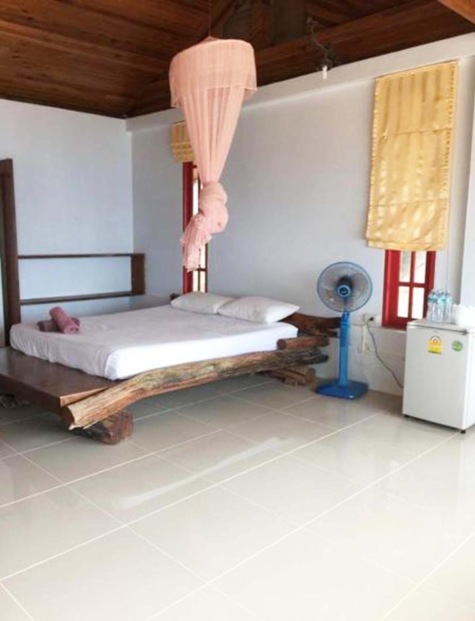 Mountain Reef 3* Koh Tao