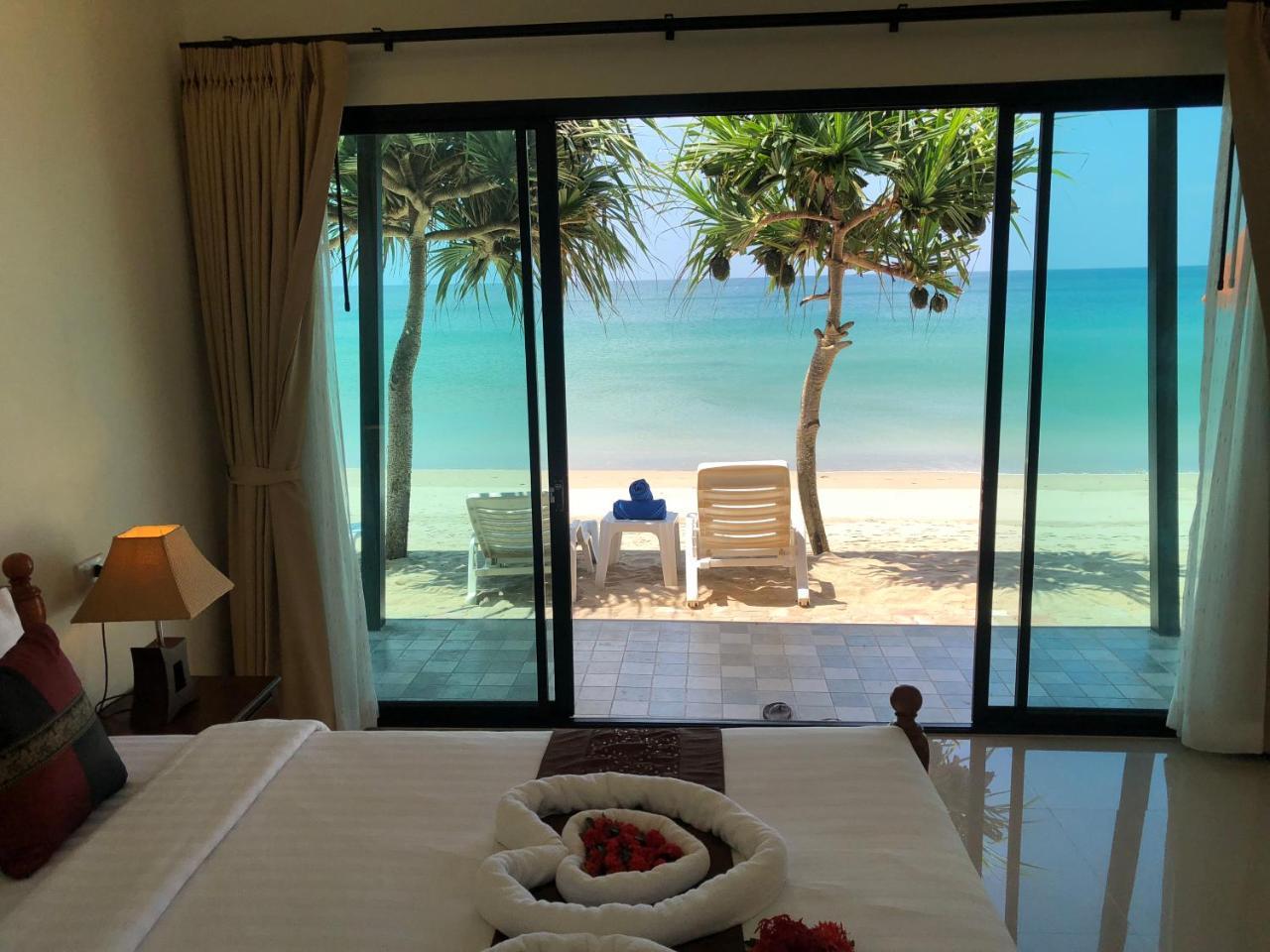 Resort Lanta Seafront