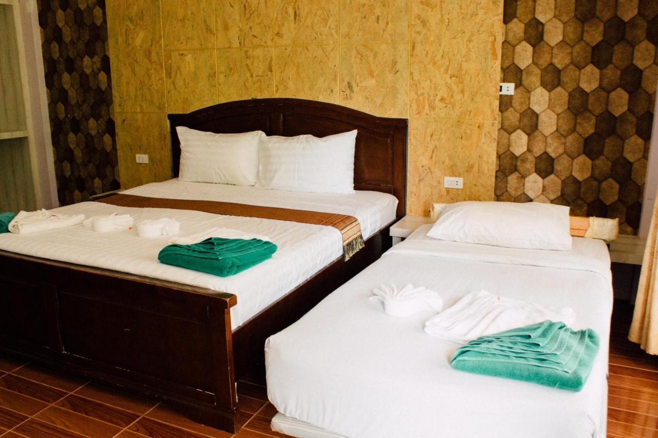 Phi Phi Nice Beach Resort Hotel 3*