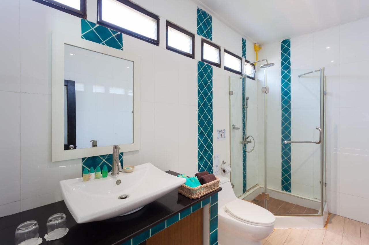 Long & Villa-sha Extra 3* Phi Phi Don