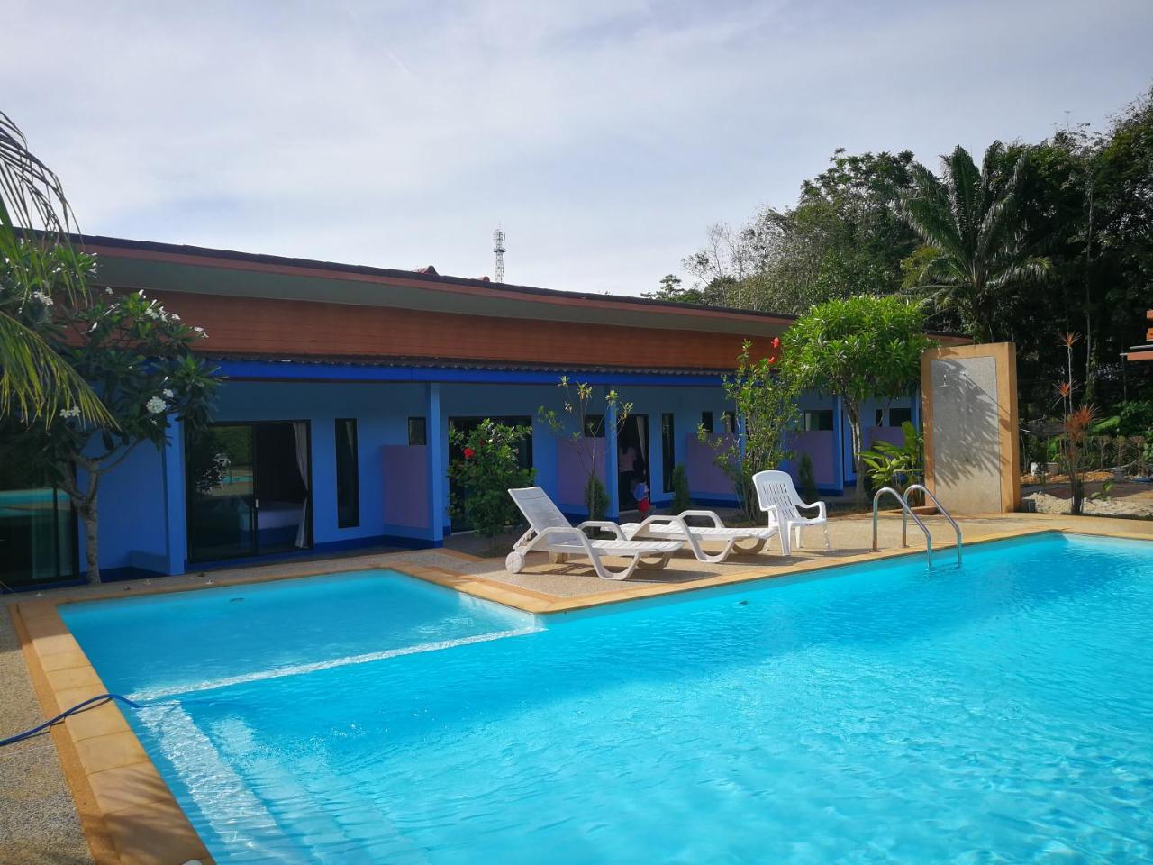 Weixiao Lanta Resort 3*