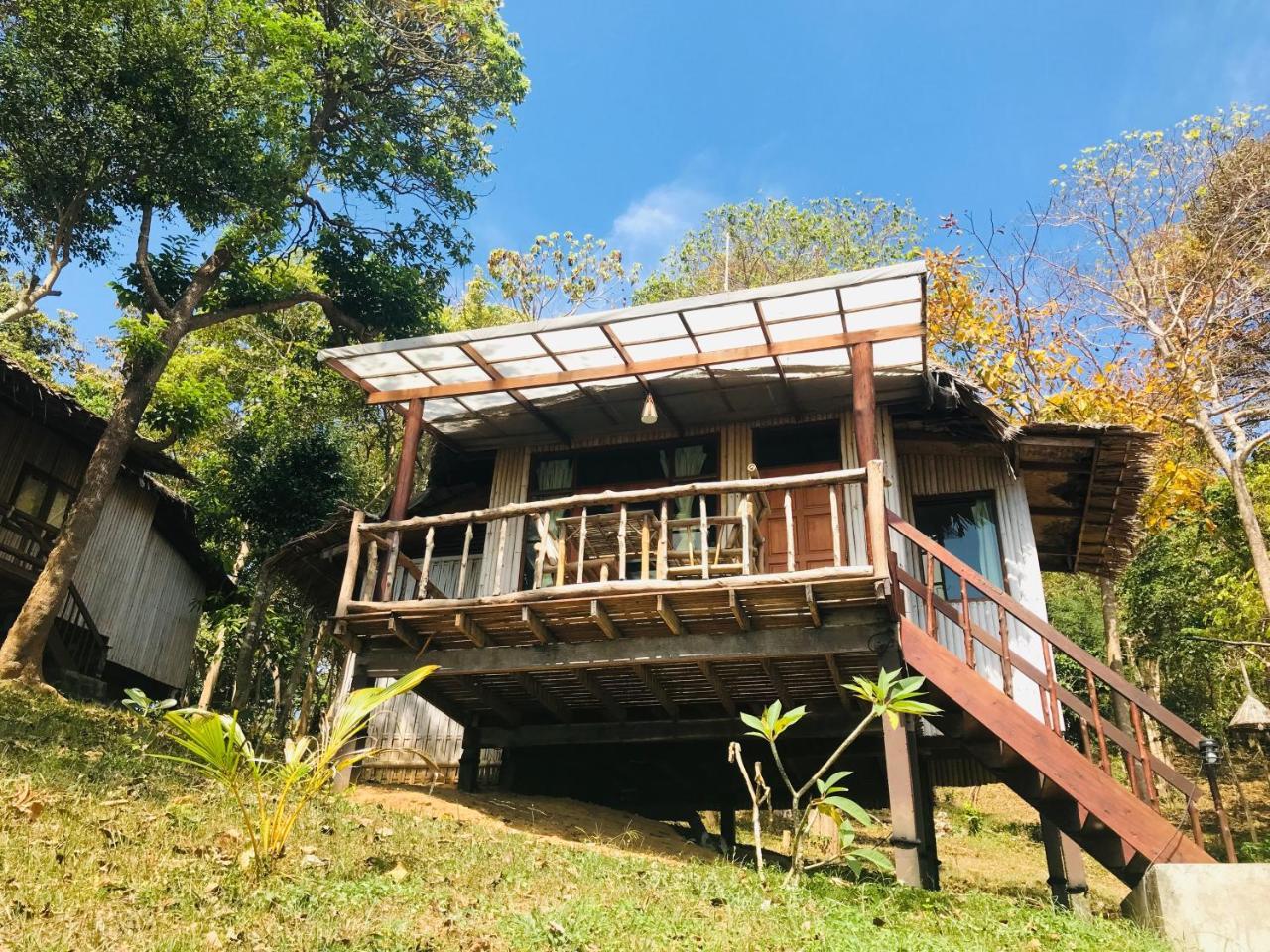 Sunwaree Phi Phi Don