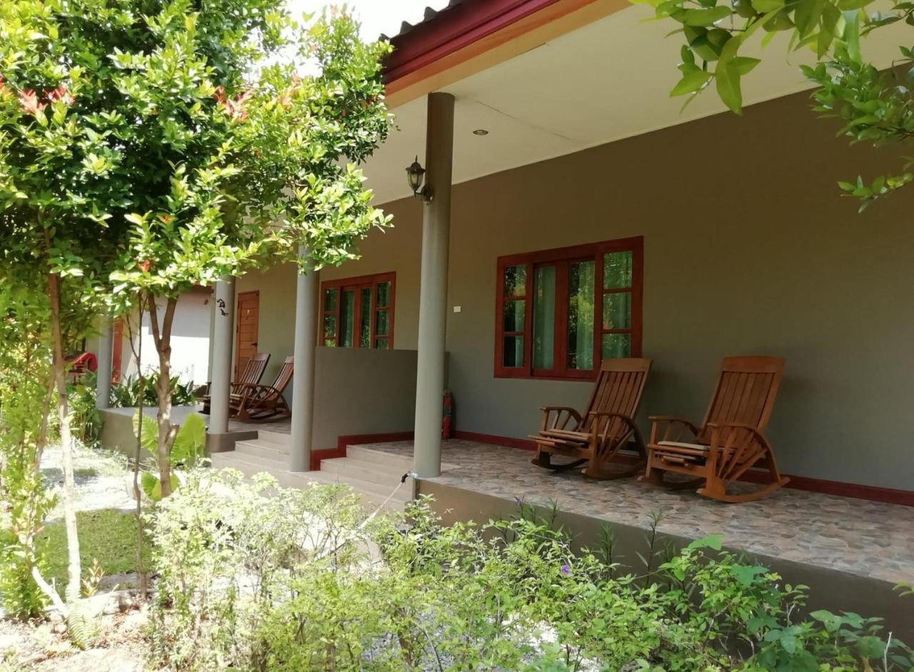 Lanta Wanida Koh Lanta
