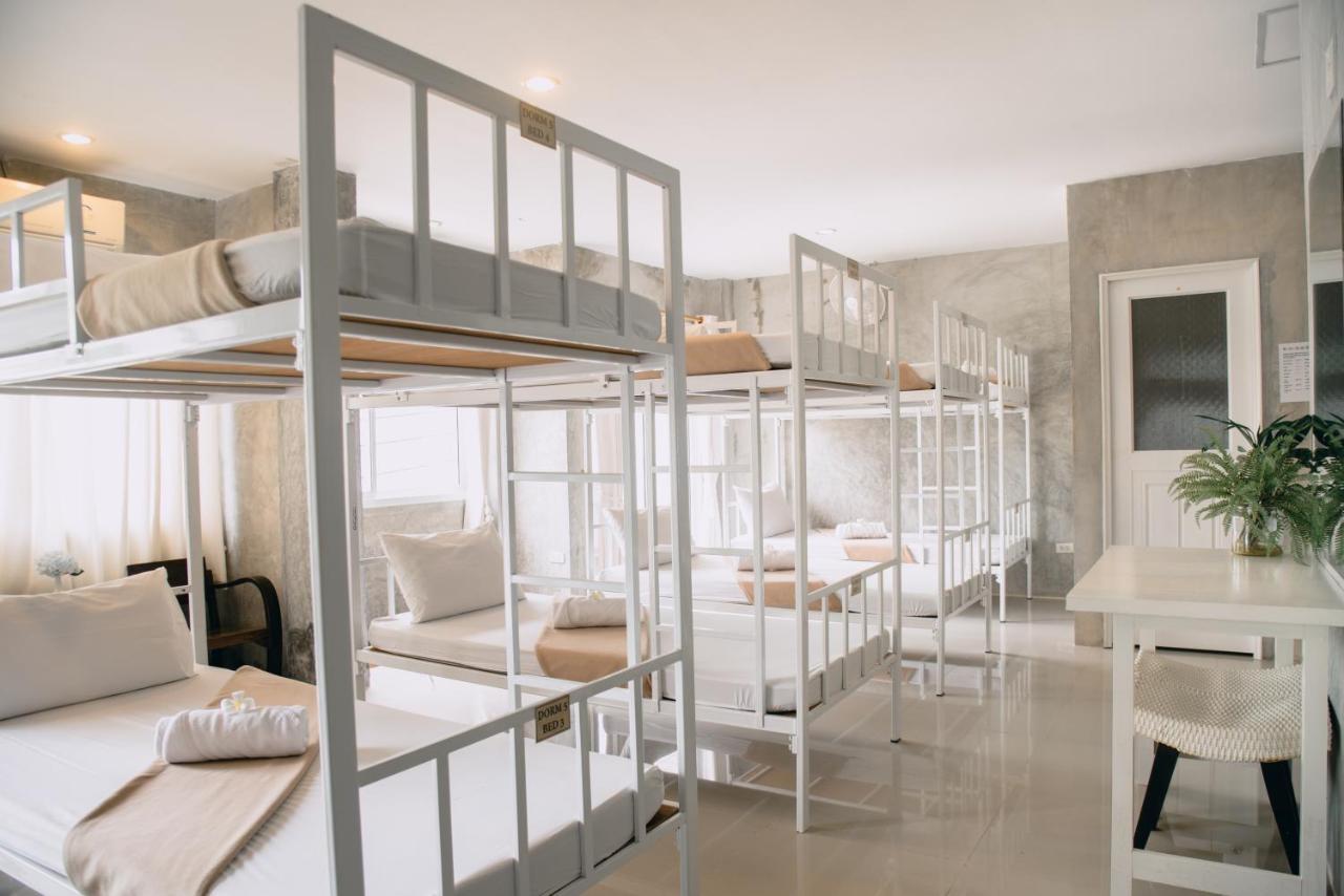 Ban'S Avenue Guesthouse Guest house 3*