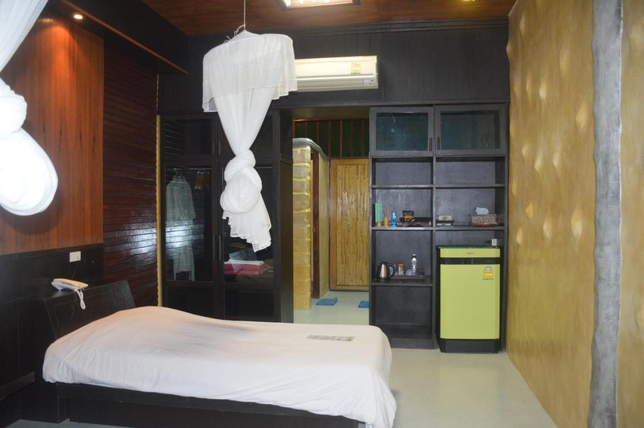 Charm Churee Village Koh Tao