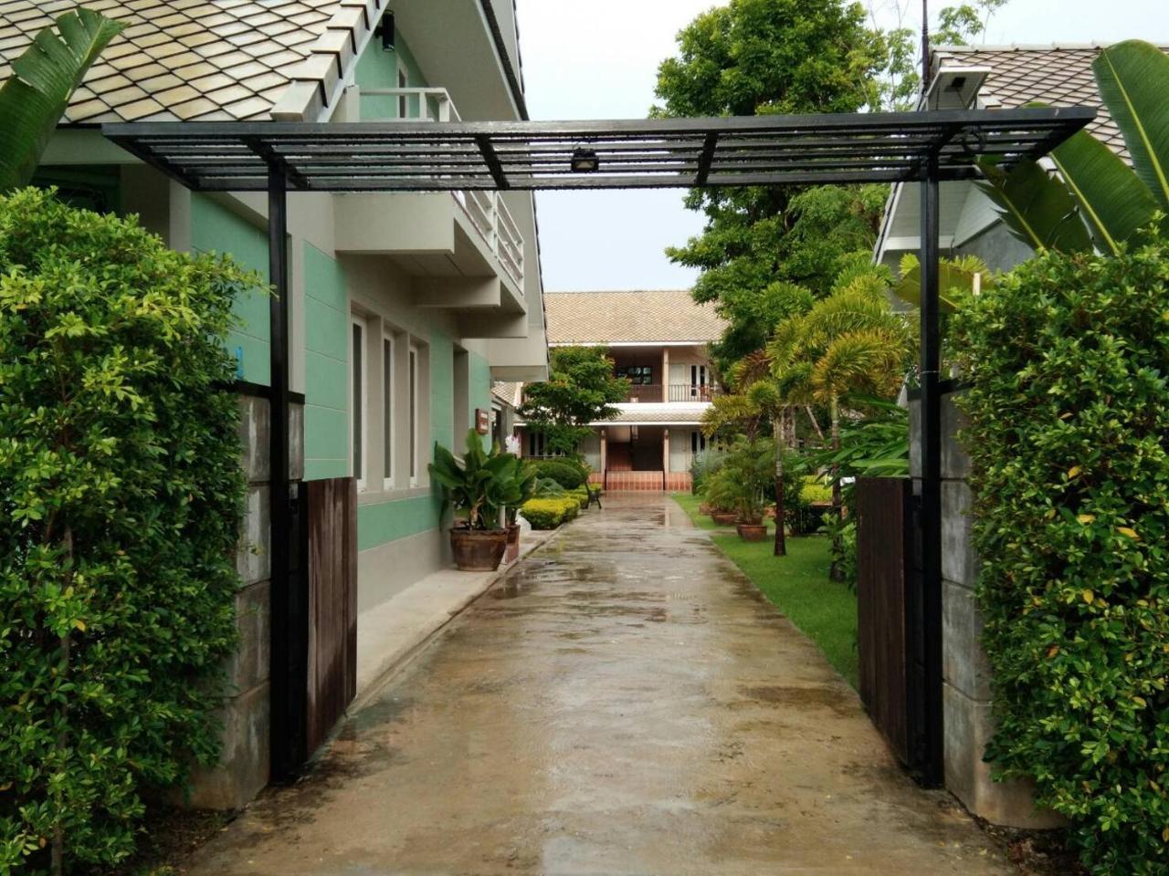 Resort Scent Of Sukhothai