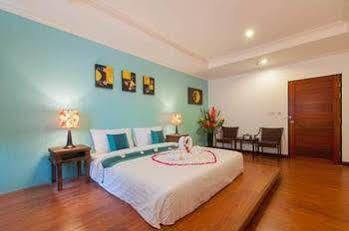 Hotel Aukotan Place